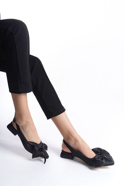 Brave Black Satin Bow Casual Babet
