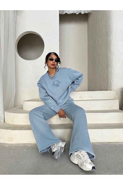 Cappmoda TKM-03627 Set hanorac și pantaloni de trening Palazzo cu broderie albastru bebeluș - înălțat cu trei fire