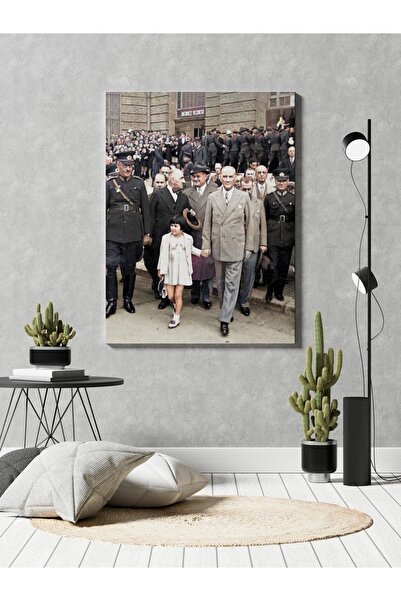 Genel Markalar Mustafa Kemal Atatürk Ve Manevi Kızı Portre Dekoratif Dikey Ka...