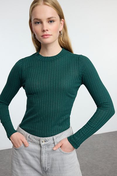 Trendyol Collection Smaragdzöld állógallérral bordázott, rugalmasan illeszkedő/testhez illeszkedő kötött blúz TWOAW20BZ0200
