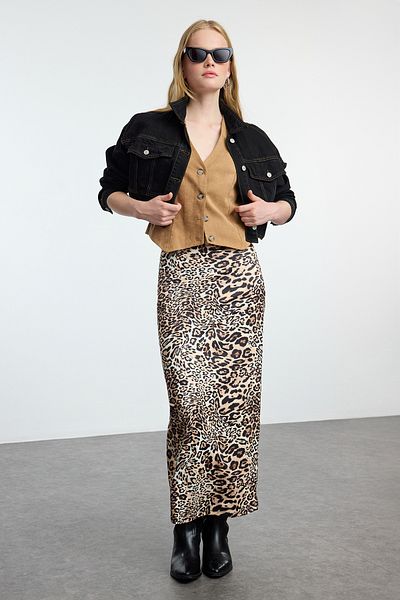 Trendyol Collection Brauner Maxi-Bleistiftrock mit Leopardenmuster – elastische Taille TWOAW25ET00124