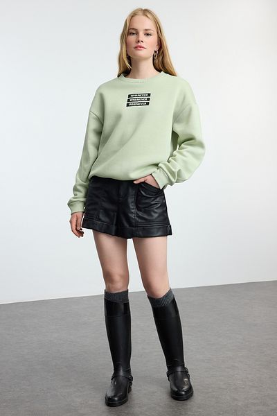 Trendyol Collection Mint barva - Fleece Slogan vyšívaný, pohodlný střih pletená mikina TWOAW22SW1464