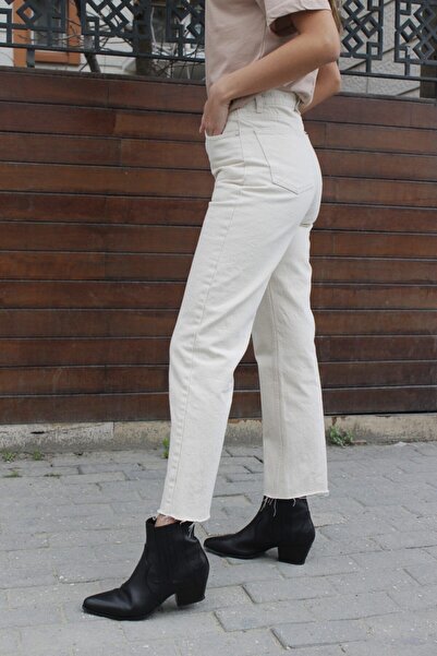 Geppetto Lara Cream Colored Penolope Women's Mom Jean