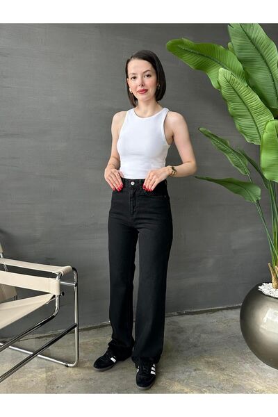 Geppetto Penolope Women's Black Straight Jeans