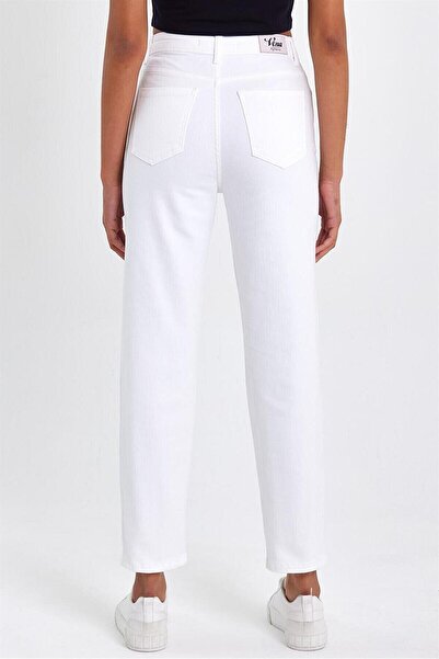 Geppetto Γυναικεία Penolope - Λευκό παντελόνι με λεπτή εφαρμογή Mom Jean (Δεν εμφανίζεται το εσωτερικό) 2024