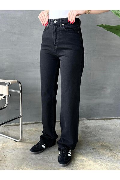 Geppetto Penolope Women's Black Straight Jeans