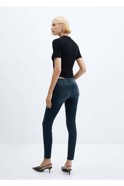 MANGO Woman Úzké push-up džíny