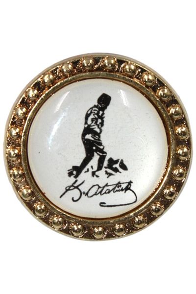 Vatan Ataturk Badge