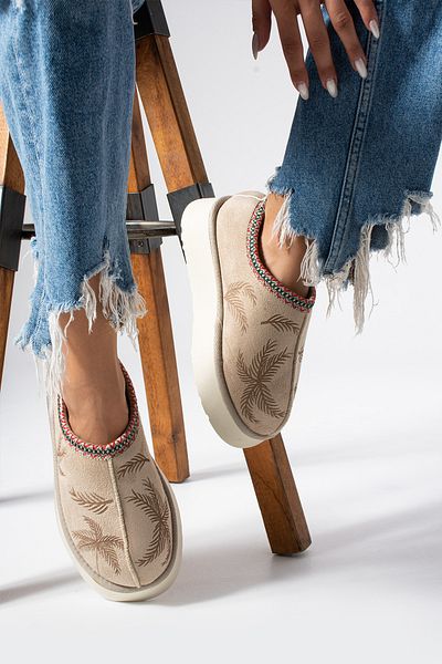 McDark Cizme casual de damă UGY Beige Shearling - Design scurt
