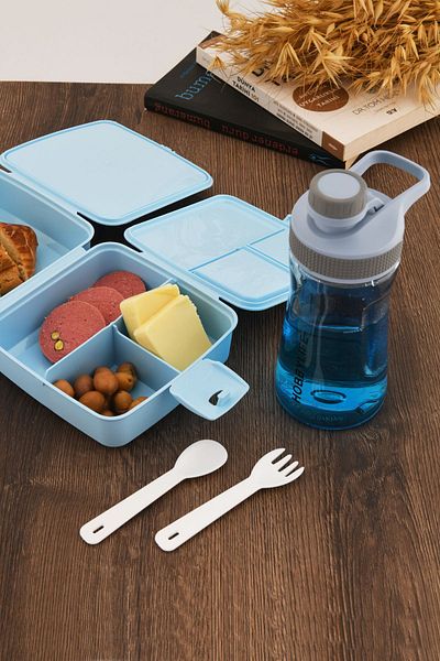 Zuu Baby Blue Lunch Box - Water Bottle 2-piece Product with Spoon