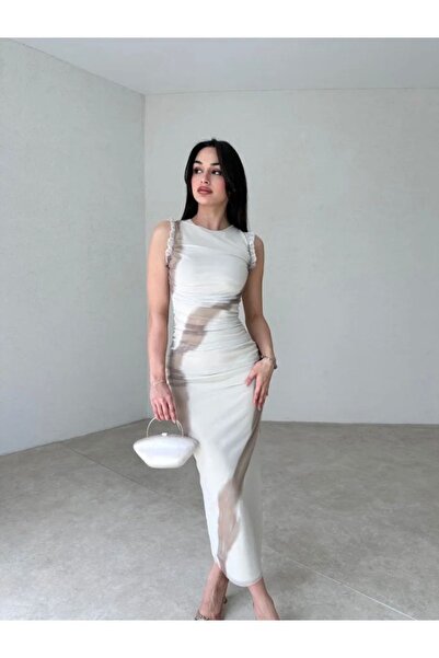 Afiş Butik Rochie lungă căptușită din tul cu mâneci cu model maro crem