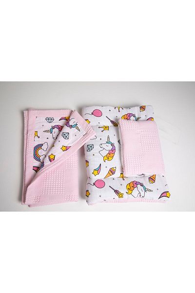 m montefair Unicorn Dream Padded Bottom Cushion and Blanket, 40*70 Mat, 80x80 Cm Blanket