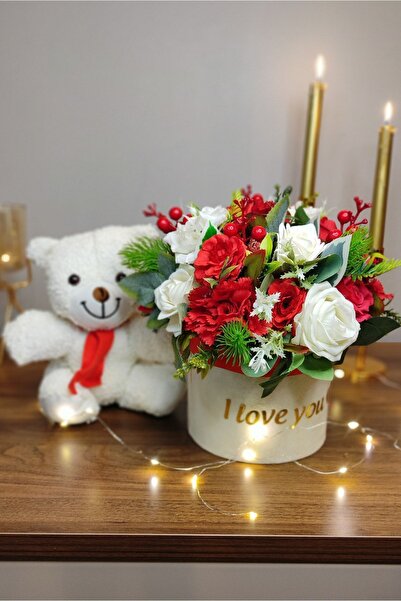 FilizKonuk Küçük Boy Kutu Kişiye Özel Sevgiliye Hediye Kutuda Çiçek Ve Ayıcık...