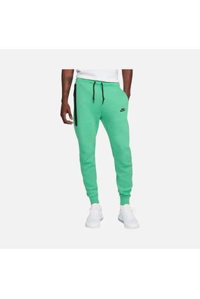 Nike sportswear green top