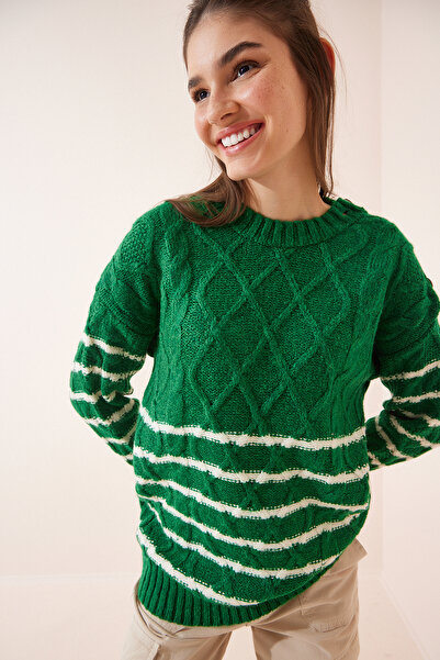 Lovelyİstanbul Pulover de tricotaj cu dungi verzi - Detaliu nasturi pe umeri ...