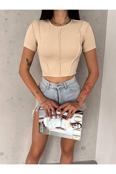 veira Reverse Stitch Crew Neck Twisted Fabric Crop