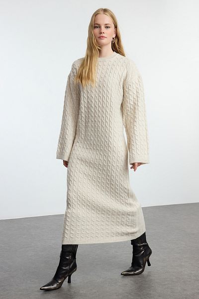 Trendyol Modest Beiges Strickkleid - Geflochtene Haare, TCTAW25EB00035