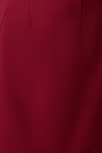 Trendyol Collection Burgunderfarbenes Mini-webkleid – Mit Gürtel, Figurbetont Twoaw25el00365