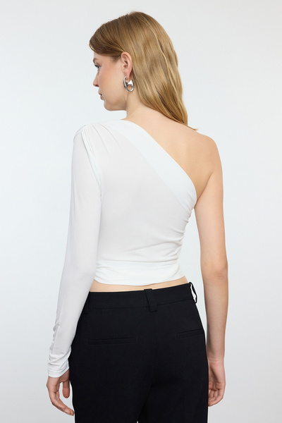 Trendyol Collection FlexibleSlimFit Knitted Blouse - Single Sleeve, Lacing Detail,Crop- Ecru Twoaw23bz00094