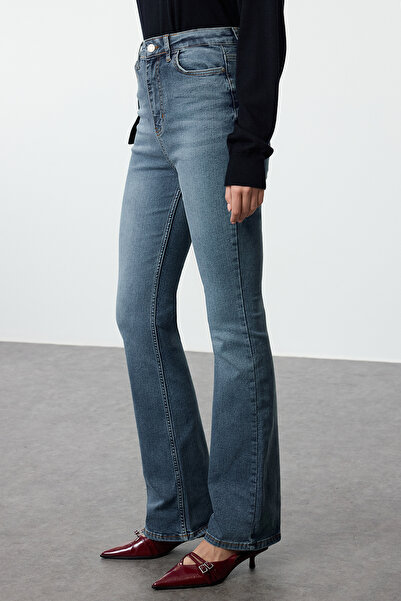 Trendyol Collection High Waist Light Blue Flare Jeans - TWOAW25JE00128