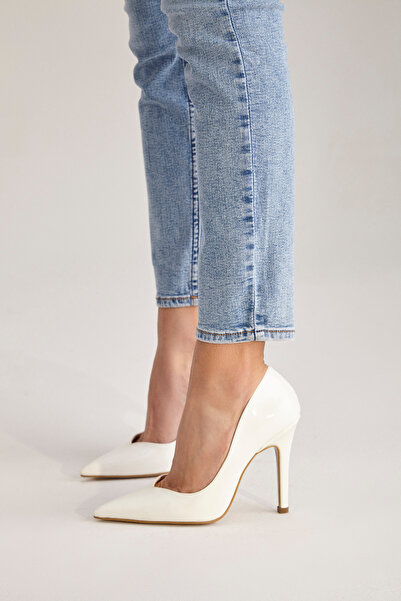 AYAKKABI PRENSİ Αισθησιακό ΛΕΥΚΟ λουστρίνι