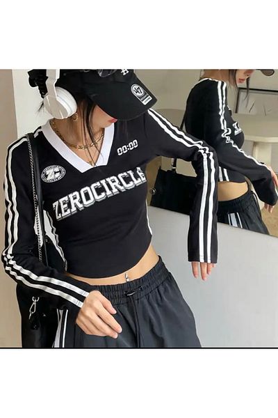 DEEFWEAR Y2k V-neck crop top
