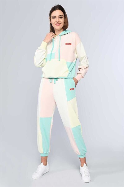 ECKO UNLTD Γυναικείο φούτερ Sabrına - Σχέδιο με καπό