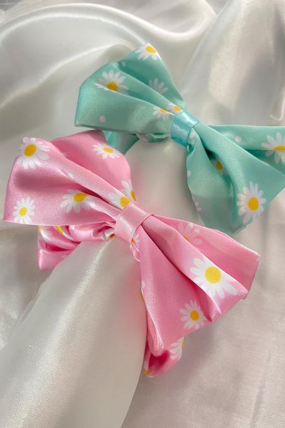 Modex Daisy Patterned Double Bow Hair Clip