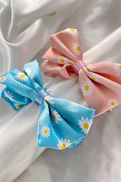 Modex Daisy Patterned Double Bow Hair Clip