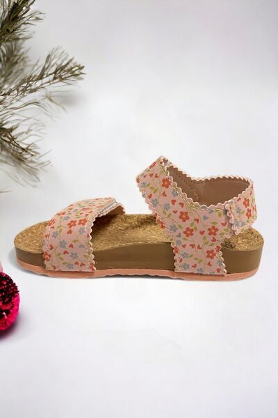 Ponchiq Dívčí sandály s květinovým vzorem z pudrového semiše