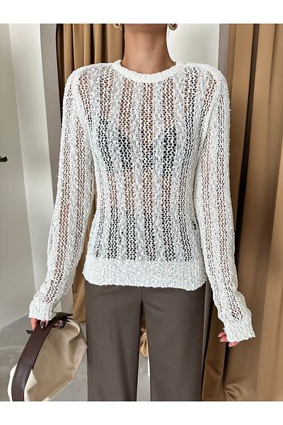 Laluvia Ecrufarbene Strickbluse mit Spinnennetzmuster