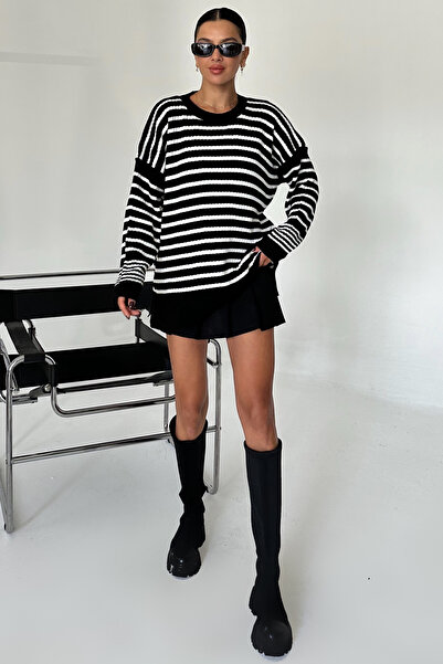 MODAGEN Pulover de damă cu dungi negre cu guler rotund