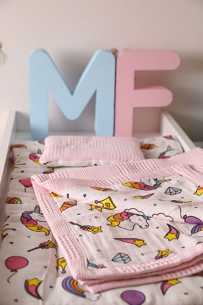 m montefair Unicorn Dream Padded Bottom Cushion and Blanket, 40*70 Mat, 80x80 Cm Blanket