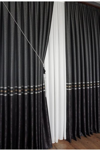 GLOMAR Black Anthracite Gold Panel Background - Stripe Detailed, 1/3 Close Pleat Jacquard, Single Wing