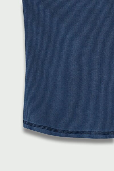 VATKALI Pánt nélküli crop top