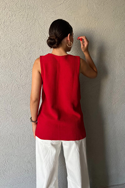 Seda Yalçın Atelier Трикотажний червоний жилет - дизайн з шнурівкою