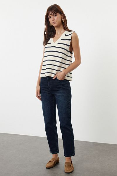 Trendyol Collection High Waist Midnight Blue Straight Jeans - TWOAW25JE00085