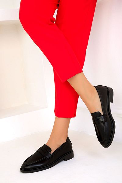 SOHO Schwarze Freizeitschuhe für Damen 18492