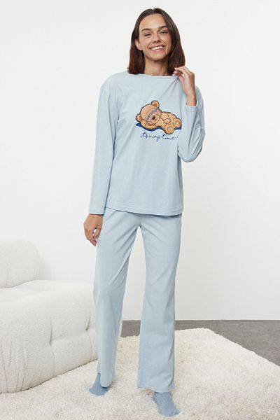 Trendyol Collection Set de pijamale cu ursuleț de pluș albastru din bumbac - Imprimat cu slogan THMAW25PT00186