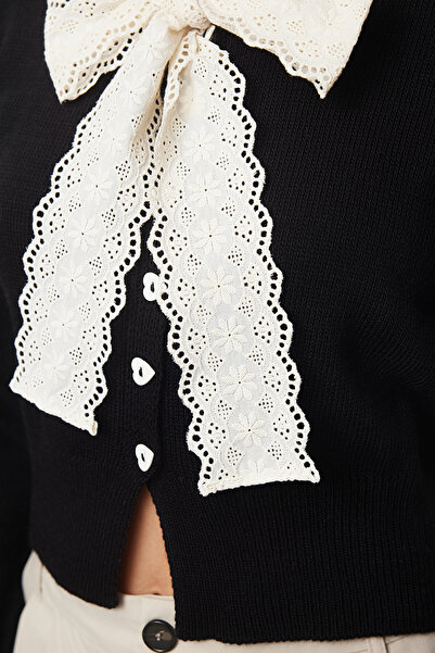 Trendyol Collection Černý pletený Crop Cardigan - Twoaw25Hi00251 se stuhou a detailem mašle