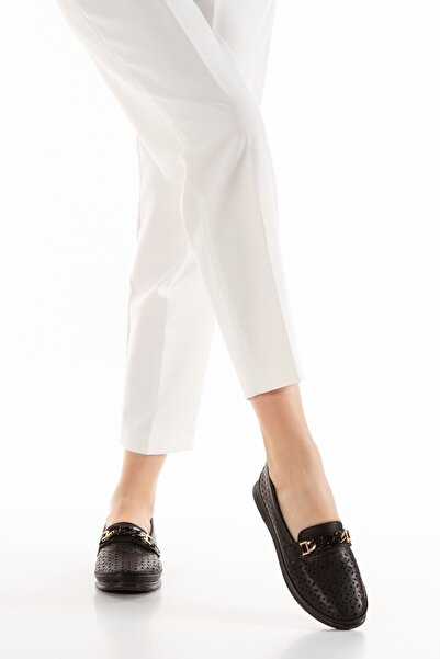 Limeo Black Women's Chain Detailed Soft Light Comfortable Sole Summer Loafer Daily Ballerina Mother Shoes