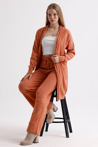 MD trend Long Oversize Knitwear Cardigan and Trousers Set with Knitted Detail - Women
