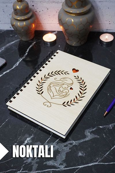 markcat Caiet de 120 de pagini cu copertă din lemn cu tematică pentru mamă și bebeluș - Agenda cu puncte (A5)