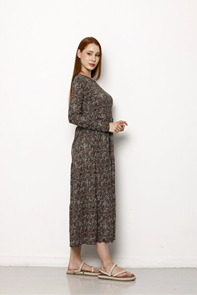 Stil Diva Long Sleeve Leopard Print Midi Dress - Crew Neck