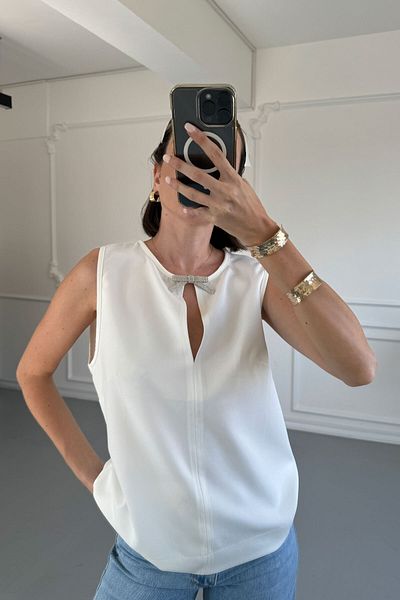 MAGARDE Ekru - Stone Detailed Bow Blouse, Zero Sleeve