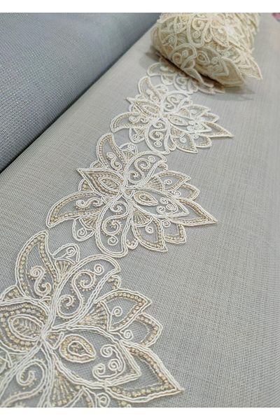 Fransizdantel Lace Guipure Heraldic Model