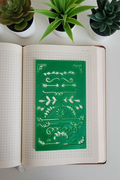 Karmelom Studio Bullet Journal Leaf Patterned Head Template Ruler