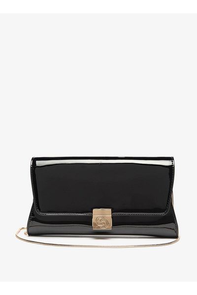 Celeste Solid Crossbody Bag with Magnetic Closure and Chain Strap