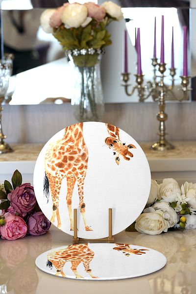 Realhomes 2-Piece White Floor Giraffe Patterned Digital Printed Decorative Round Plate & Placemat