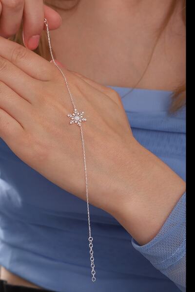 Bilsen Store 925 Ayar Gümüş Zincirli Beyaz Zirkon Taşlı Kar Tanesi Bileklik